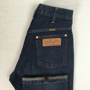 [ новый товар ]Wrangler Wrangler M1704 сделано в Японии Denim брюки джинсы W28 Zip fly кожа patch красный бок сломан 