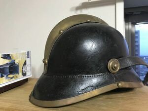 ドイツ　古いヘルメット