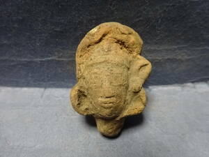 （９）珍品　テラコッタ　出土品　埋葬品　埴輪　頭部土偶　骨董品　美術品　ガンダーラと添付がありました。汚れ、欠け等があります。