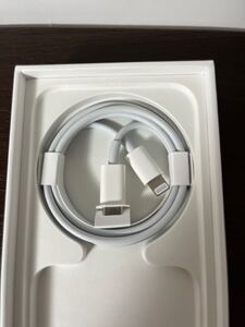 USB-C - Lightningケーブル(1 m)