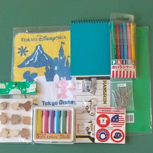 文具8点セット と ハンカチ