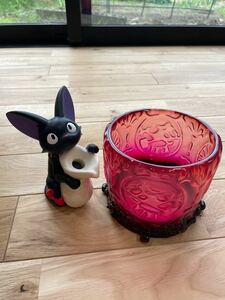 魔女の宅急便　ジジ　黒猫　置物　陶器　植木鉢　鉢カバー　夏　樹脂　赤　ピンク　レア　ジブリ