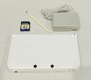 ニンテンドー3DS LL ホワイト 本体動作品　送料無料　付属品付き　Nintendo 任天堂　