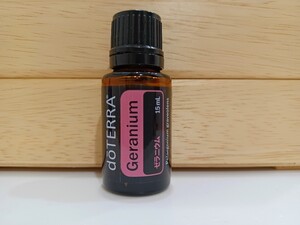 ドテラ ゼラニウム エッセンシャルオイル 15ML