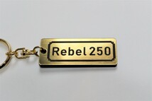 A-405-1 Rebel250 2層アクリル製 金黒 2重リング キーホルダー レブル250 外装 シート ミラー ハンドル 等のアクセサリーに_画像2