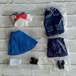 美少女戦士セーラームーン　プレミアムバンダイ限定版の付属ＯＦ２点　十番中学校の制服　スリーライツの制服