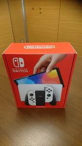 【5月購入　新品・未使用・未開封　 購入店舗印有り】　Nintendo Switch本体 有機ELモデル Joy-Con(L)/(R) ホワイト