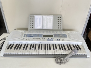 CASIO　LK-180T 電子ピアノ　ホワイト×シルバー
