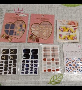 ネイルシール7点ペディキュアつき