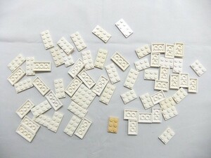 i-123　LEGOバラパーツ　白　プレート 2 x 3・2 x 4　約63個　まとめて大量㎏