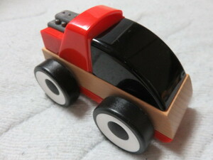 LILLABO リラブー レーシングカー 組み立て フレーム木製 サイズ140-82-69㎜ 他の乗り物と組み合わせできます 知育玩具 未使用