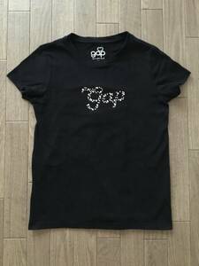 USED美品☆ GAP 黒のラインストーン調半袖ロゴTシャツ　サイズ150㎝