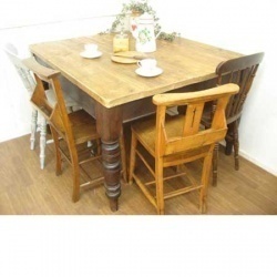年代不明イギリスアンティーク調　ブラウンウッドダイニングテーブル　英国オールドブリテン年代不明イギリス輸入センターテーブル