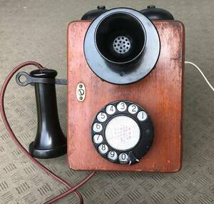 * past repair ending 2 number automatic type wall hanging telephone machine past disassembly service completed modular jack war front Taisho Showa era the first period antique telephone machine black telephone Tonari no Totoro 