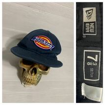 NEW ERA ニューエラ　× DICKIES ディッキーズ　紺　ロゴ刺繍デザイン　ベースボールキャップ　野球帽子　7 3/8 ネイビー_画像1