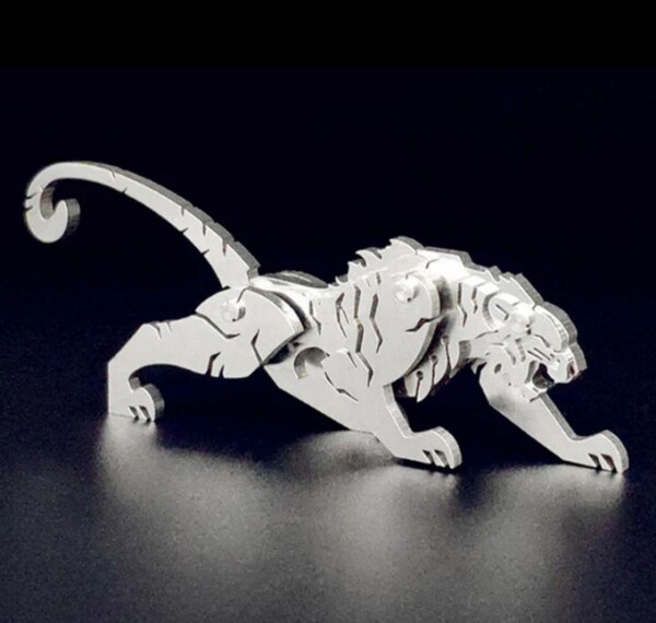 3D パズル メタリックシルバー 虎 (タイガー)