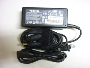 ☆TOSHIBA／東芝☆ノートパソコン用☆ACアダプタ☆PA3714U-1ACA☆19V 3.42A☆h04037