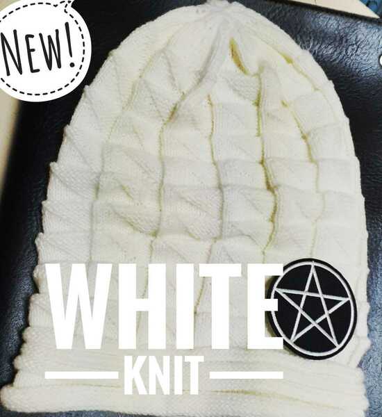 【新品 未使用】WHITE Knit Pentagram ニット帽 帽子 CAP キャップ