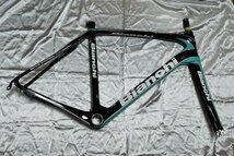 00689 送料無料！　新品完成車外し　Bianchi ビアンキ INFINITO CV 電動・機械式両対応フレーム　Size55 フレームセット_画像1