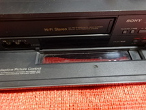 ビデオデッキ　ソニー　 VHS ハイファイ　ステレオ　SLV-FX５　 電源確認　コード付き　９０円　動作未確認　即決 _画像1