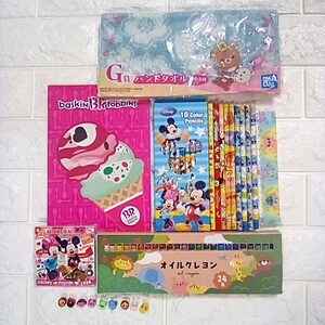 文具セット〈クレヨン・色えんぴつ・えんぴつ・ノート・定規・メモ帳・ミニミニ消しゴム〉+ リラックマハンドタオル