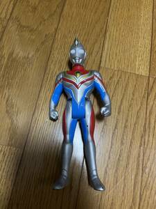 美品 ウルトラマン ダイナ フィギュア