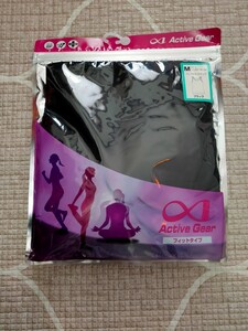 トップバリュ カップ付きタンクトップ Mサイズ