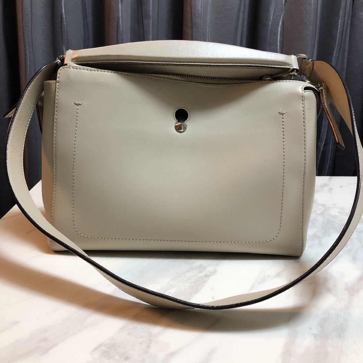 美品 FENDI フェンディ レザー セレリア ハンドバッグ 黒 ブラック