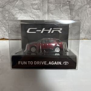 美品　トヨタ 新型C-HR CHR 非売品 ミニカー LED キーホルダー センシュアルレッド　カラーサンプル　TOYOTA