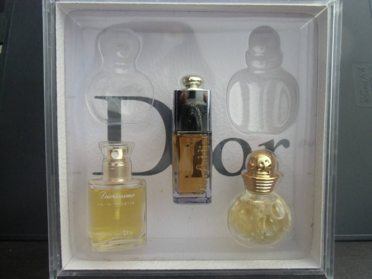 Dior 香水 ミニ セットの値段と価格推移は？｜70件の売買情報を集計 