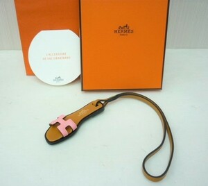 新品 HERMES エルメス バッグチャーム オラン・ナノ チャーム ローズ コンフェッティ × ナチュラル サンダル　a