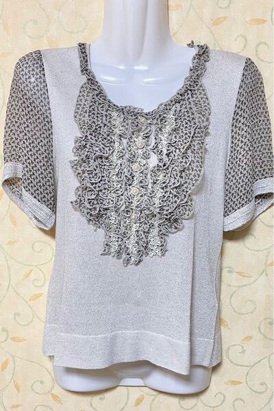 【最終、お値下げ!】 SUPER BEAUTY レディース トップス Tシャツ 半袖