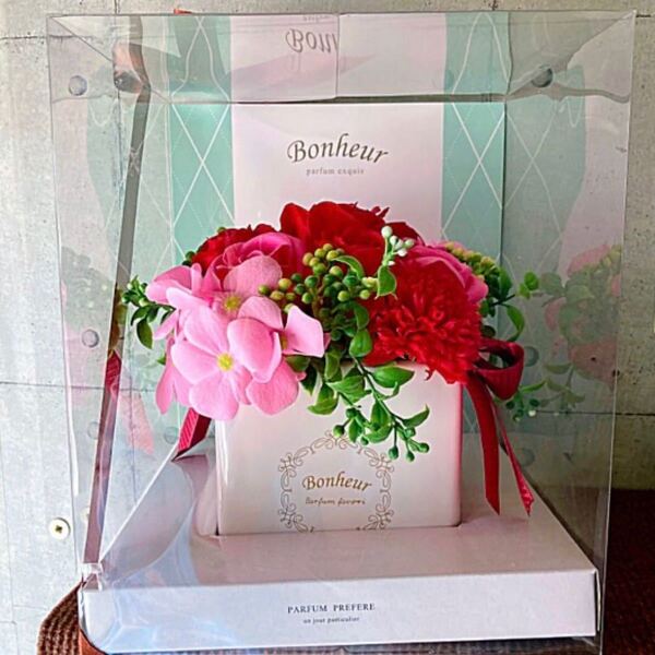 【未使用】フラワーアベニューBonheur*アロマソープフラワーアレンジ プレゼント用に