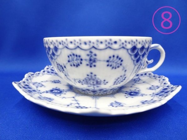 ロイヤルコペンハーゲン フルレース ティーカップの値段と価格推移は
