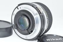 ★動作確認済み 美品★ Nikon ニコン Ai-s Nikkor 28mm F2.8 広角 単焦点レンズ 前後キャップ付き 光学クリア！ _画像2