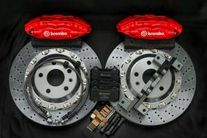  TOYOTA ハイエース H200系 2004-2021 ワゴン/バン フロントBrembo Brake System 4pot/320mm 16インチ～　　