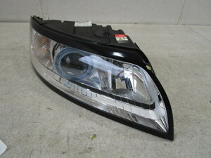 SALE!! superior article Volvo V50 MB original HID right head light 