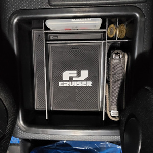 【FJクルーザー】コンソールボックス1個 トヨタ 収納ボックス おすすめ ABS プラスチック 取り付けが簡単 車内収納 アクセサリー