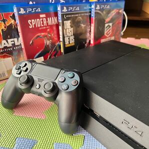 Play プレイステーション4 500Gb + 4 ゲーム