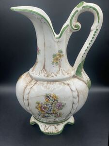  pitcher vase 