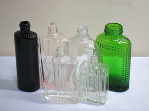古いガラス瓶　化粧品瓶　6本セット　グリーン　薄いピンク　透明　昭和レトロ