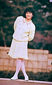 貴重　岡田有希子4ページ掲載雑誌　/昭和59年