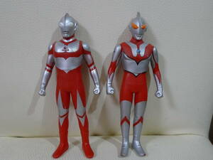 バンダイ ウルトラヒーローシリーズ ウルトラマングレート ニセウルトラマン 2種 ソフビ 17センチ