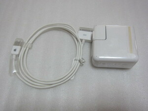 Apple iPod 電源アダプタ (A1070)