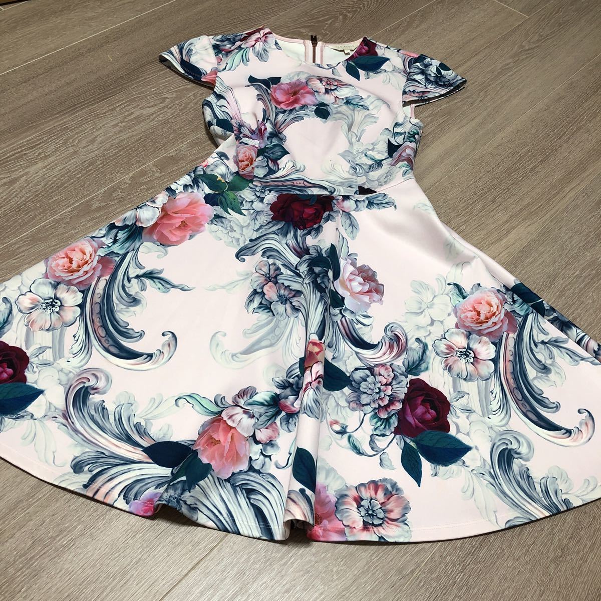 正規 Ted Baker ノースリーブワンピース Emmona フーシャ ワンピース サイズを選択してください Uk6 Eu32 Xs以下 Www Oroagri Eu 正規 Ted Baker ノースリーブワンピース Emmona フーシャ ワンピース サイズを選択してください Uk6 Eu32 Xs以下 Www Oroagri Eu