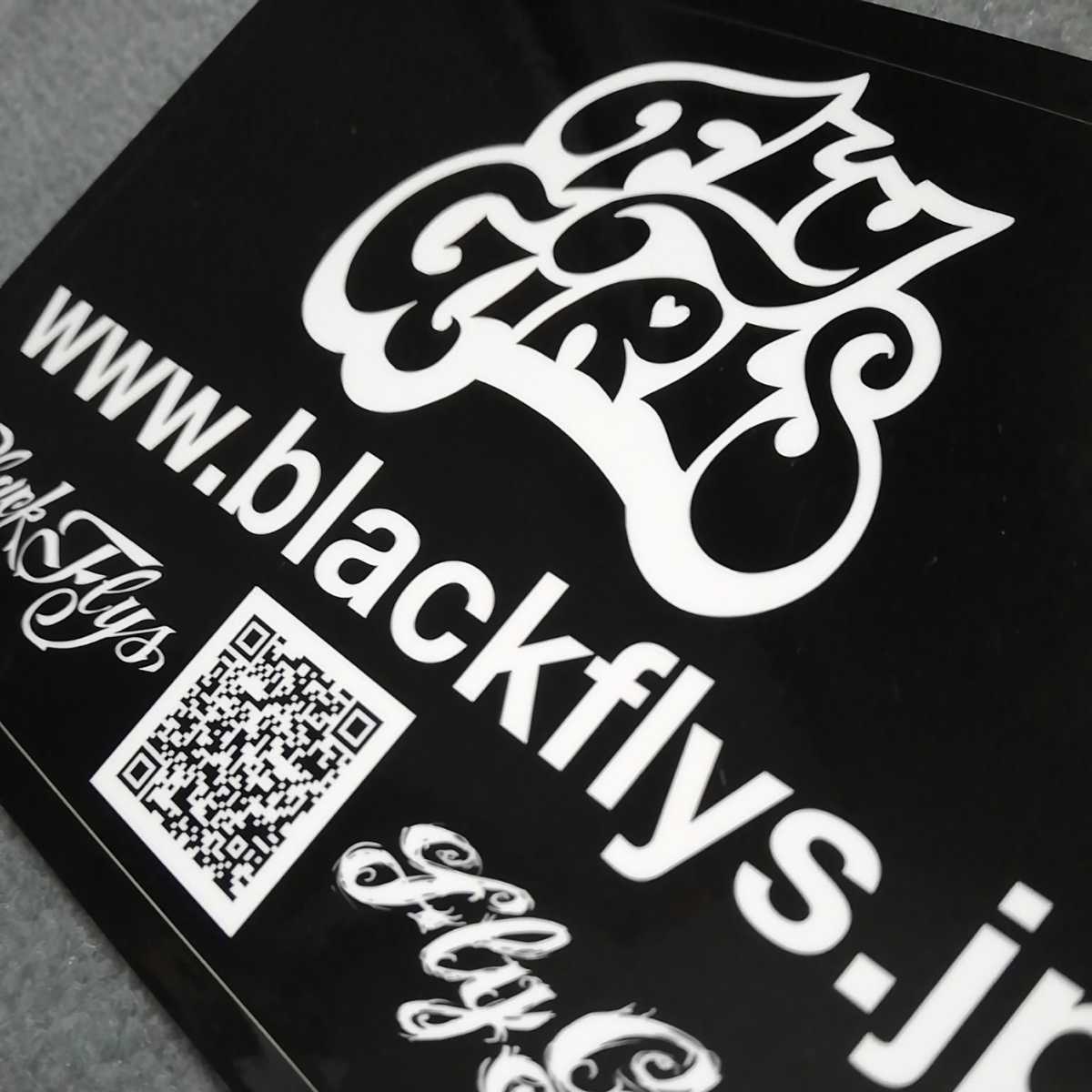 新品未使用正規品本物BLACKFLYSブラックフライFlyGirls限定非売品ブラック/ホワイトマークロゴステッカー 横約13.7cm縦約9cm 送料¥84~