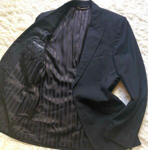 ドルチェアンドガッバーナ『魅惑の逸品』DOLCE&GABBANA テーラードジャケット M ブラック 最高級 LUXURY ウール　襟元ブランド刻印金具