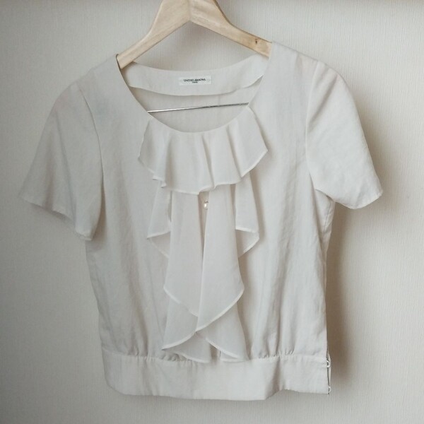 UNITED ARROWS フリルブラウス