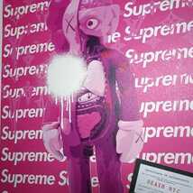 DEATH NYC 世界限定100枚 アートポスター　KAWS　カウズ　カウズファミリー　シュプリーム　supreme 現代アート　ストリートアート　PINK_画像3