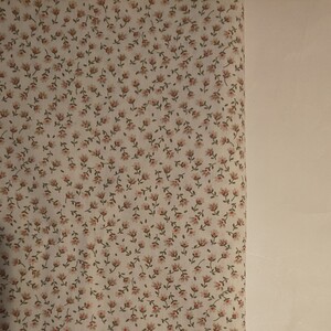 綿ブロード生地 小花柄 生地巾約110cm×約50m